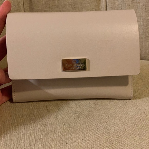 Kate spade wallet - Picture 1 of 6